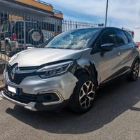 Renault Captur 2020 Cambio Automatico Incidentata