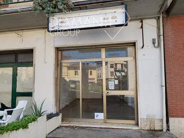 In zona centrale locale commerciale con vetrina