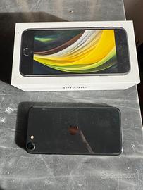 I PHONE SE 2021