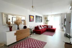 Quadrilocale con ascensore e terrazze