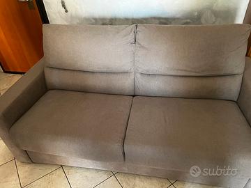 Divano nuovo KERMES 1 mese di vita