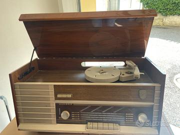 Radio con gira dischi