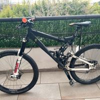 Mountain bike downhill/freeride