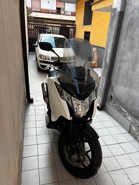 Honda Integra 700 DCT ABS – 2012