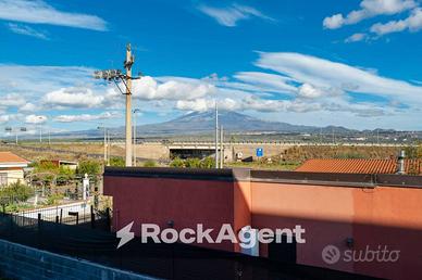 APPARTAMENTO PANORAMICO CON VISTA ETNA - PIANO TAV