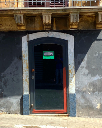 Bottega per diversi usi