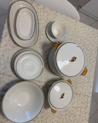 Set di piatti vintage