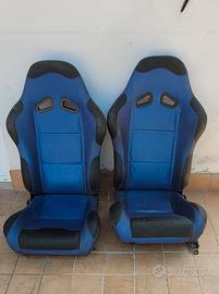 sedili sportivi effetto carbonio 