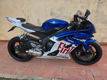 R6 08 replica fiat finanziabile 