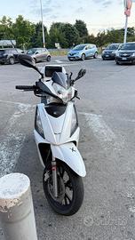 Kymko people GTi 300