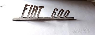 fregio posteriore fiat 600
