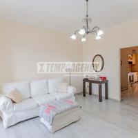 TRILOCALE PIANO ALTO DOPPIO BALCONE - CLASSE ENERG