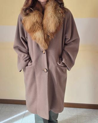 Cappotto in lana con collo di volpe