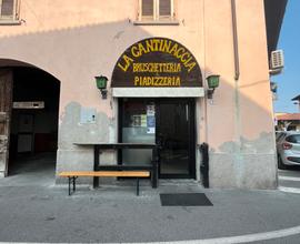 Bar con cucina e spazio esterno-attività avviata