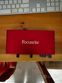 Focusrite Scarlett 2i2