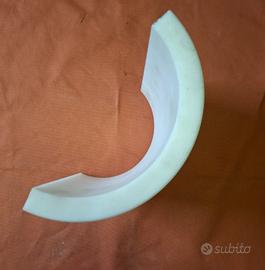 PARTICOLARE IN DERLIN BIANCO