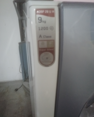 Lavatrice Aqualtis 9 kg