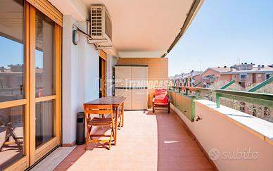 Torrino Nord -Bilocale con terrazzo