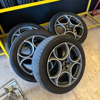 Cerchi in lega 19 alfa romeo stelvio