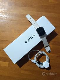 Apple Watch SE (3ª Gen) GPS 40mm Galassia - Pari a