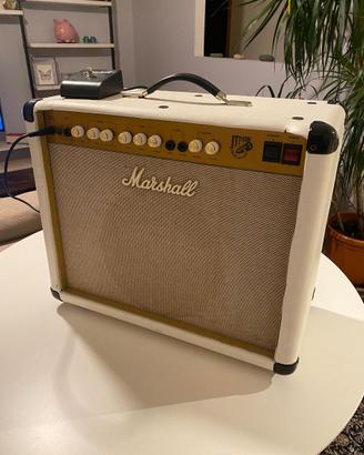 Marshall JTM30 Valvolare - Custom White Edition -