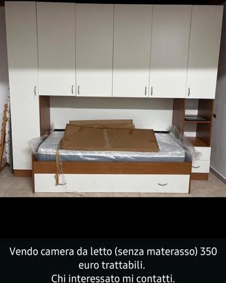 camera da letto a ponte.