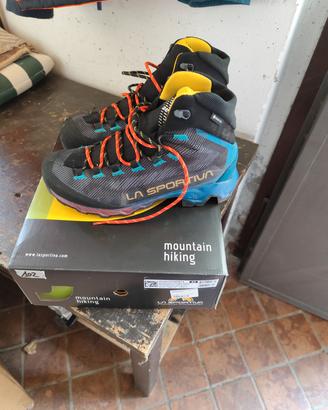 SCARPONI La Sportiva Aequilibrium  N. 43