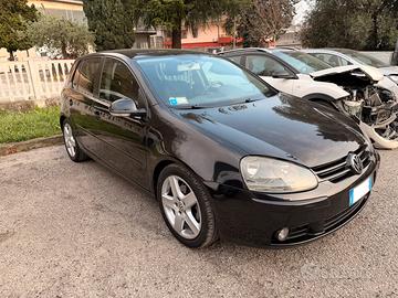2004 Volkswagen Golf 5 2.0