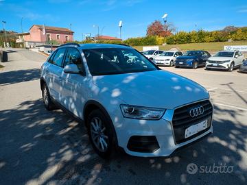 Audi Q3 2.0 TDI 150 CV S tronic
