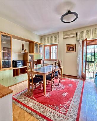 Appartamento di 85 m² con 3 locali a Aci Catena