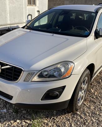 RICAMBI Volvo XC60 2.4 120kW 163CV D52AAT17 2010