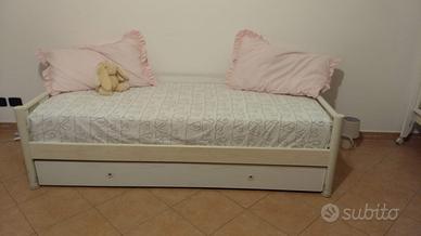 letto  singolo con 2 letto estraibile