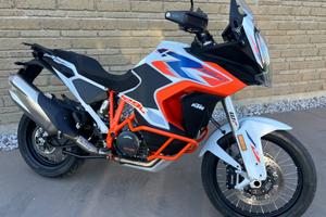KTM 1290 Super Adventure R TECH PACK