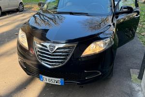 Lancia Ypsilon 1.2 benzina 63800 km euro 6