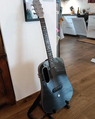 chitarra acustica Lava pro