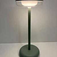 Lampada tavolo ricaricabile a Led