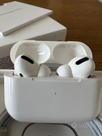 Apple AirPods PRO