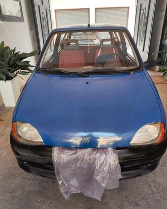 Fiat 600, cc 900 del 1998 con 74000 km originali