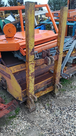 Forca a due punte per trattore