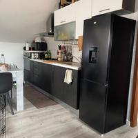 Cubina Lube con frigorifero