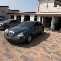 Lancia Thesis 2.4 JTD 20V aut. Emblema