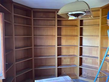 Libreria a paraete con angoliere