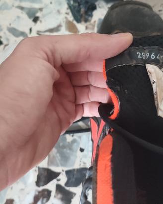 Scarpe antinfortunistiche U-Power nere e arancioni