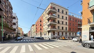 MONOLOCALE A MILANO