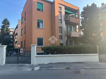 PORZIONE DI TRIFAMILIARE A PARMA