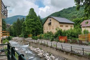 Alloggio con terrazzo per vacanza