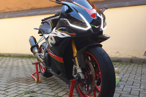 Aprilia Rsv4 FACTORY 1100