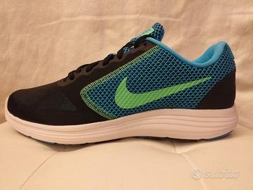 Nike Revolution 3 Green/Red Varie Taglie