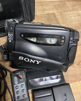 Sony video camera recorder handycam CCD-TR303E