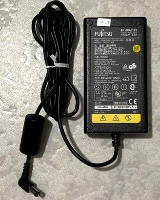Fujitsu alimentatore Notebook FMV-AC307 19 V 2.4A